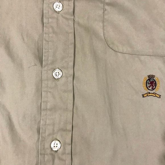 VTG Tommy Hilfiger Button Up Shirt. - Picture 4 of 6